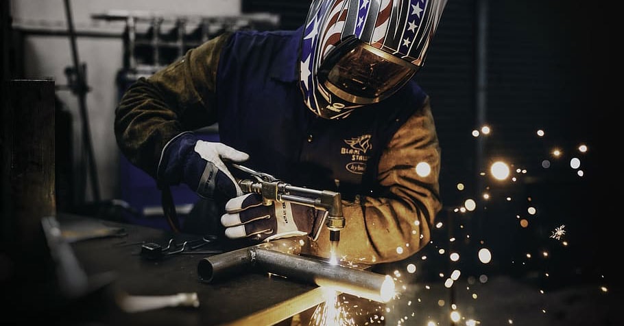 flame resistant welding gear